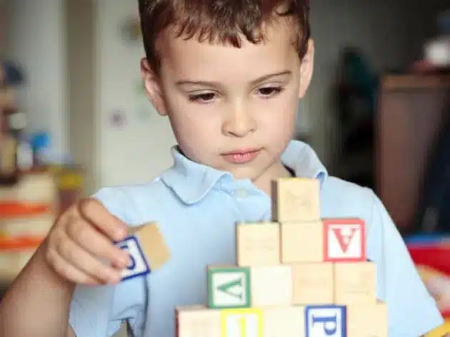 المهارات اللغوية عند الأطفال