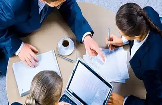 لماذا تعتبر منصة حمد أكاديمي أفضل منصة للدروس الخصوصية عبر الإنترنت؟