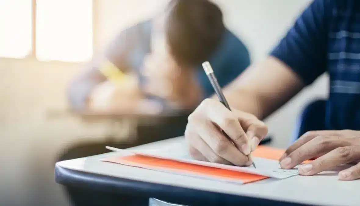 كيف تعمل منصة تدريس المنهج الإماراتي أونلاين؟